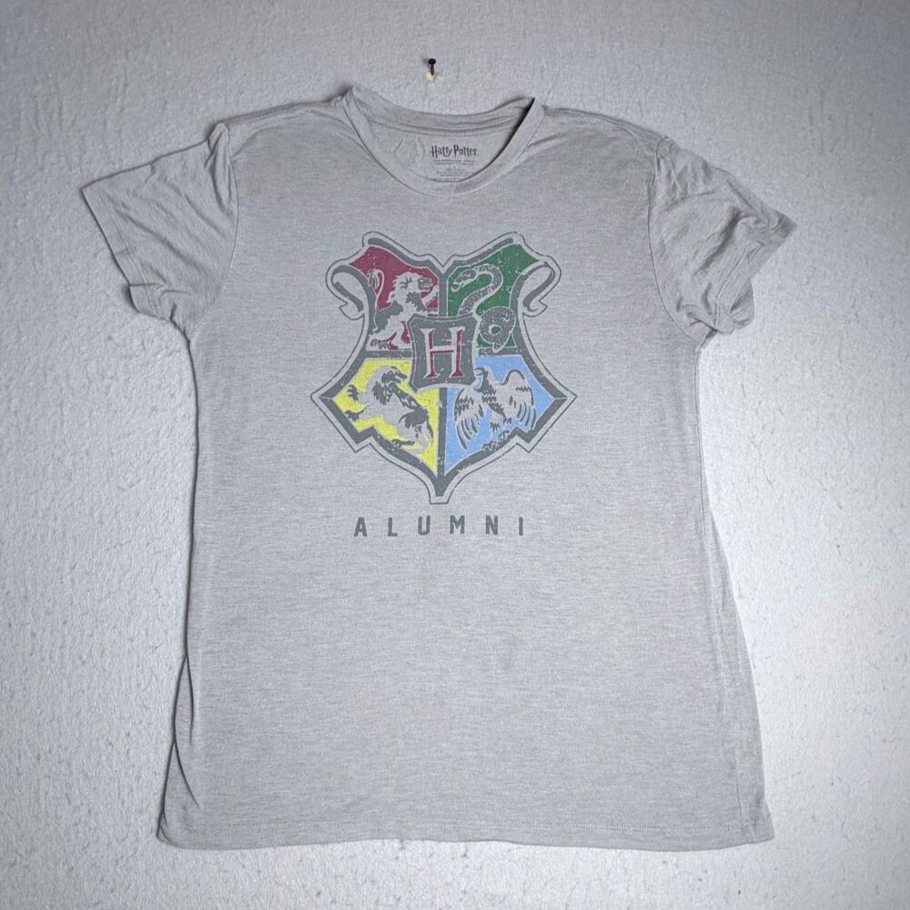 Harry Potter Hogwarts Crest Alumni UniSex Gray Thin/Lightweight T-Shirt Wizard